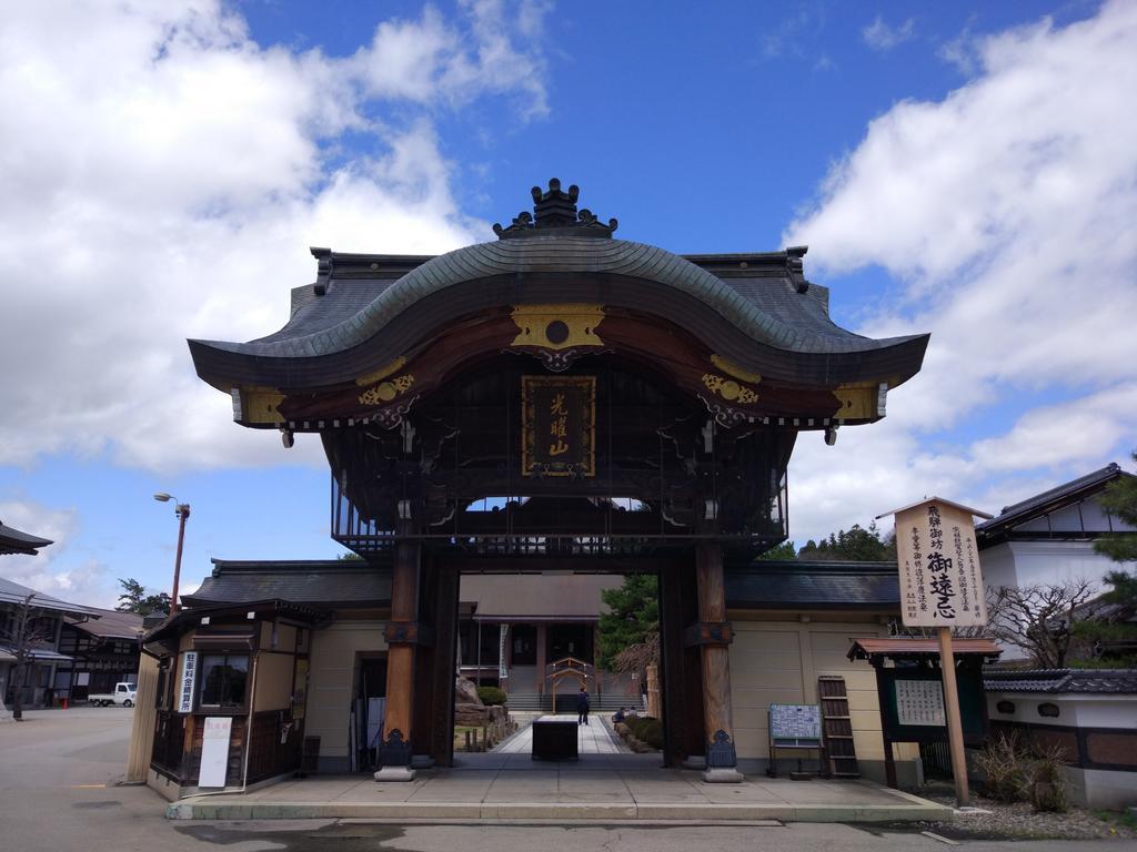 La Cura Villa Takayama  Exteriör bild